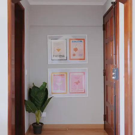 3 Bedroom Cozy Experience Lisbon Lägenhet *